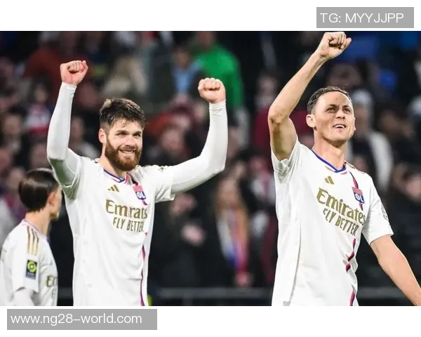 友谊赛惊现冷门里昂大胜莱比锡乌龙球成焦点